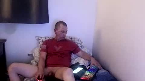 Snapshot of arizona222222 chatting on March 2026 01:13:01 AM luv2benawty online show from March 2026 01:13:01 AM