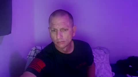 Snapshot of arizona222222 chatting on March 2026 09:46:02 AM luv2benawty online show from March 2026 09:46:02 AM