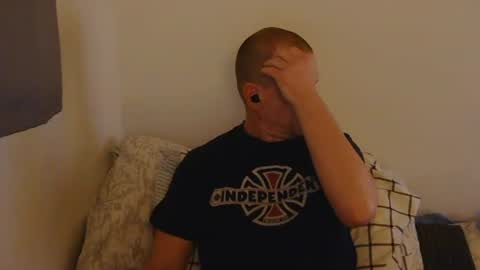 Snapshot of arizona222222 chatting on March 2026 07:15:01 AM luv2benawty online show from March 2026 07:15:01 AM