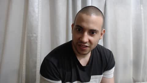 Snapshot of armando_2002 chatting on October 2025 06:58:01 PM ARMANDO online show from October 2025 06:58:01 PM