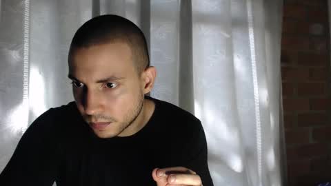 ARMANDO online show from November 2025 06:51:02 PM