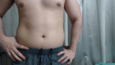 Snapshot of armando_2002 chatting on May 2026 01:10:02 AM ARMANDO online show from May 2026 01:10:02 AM
