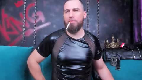 Armando online show from November 2025 09:42:02 PM