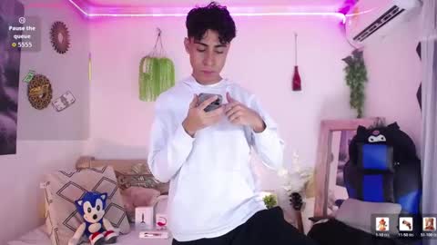 Snapshot of armondx_parkr chatting on March 2026 12:04:02 AM armond online show from March 2026 12:04:02 AM