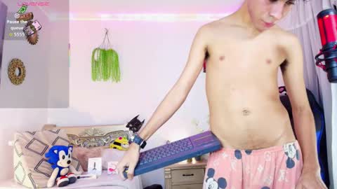 Snapshot of armondx_parkr chatting on March 2026 02:00:02 AM armond online show from March 2026 02:00:02 AM