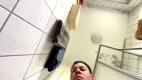 armyskater32 online show from November 2025 11:25:02 AM