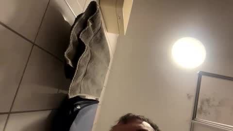 armyskater32 online show from January 2026 09:31:02 PM