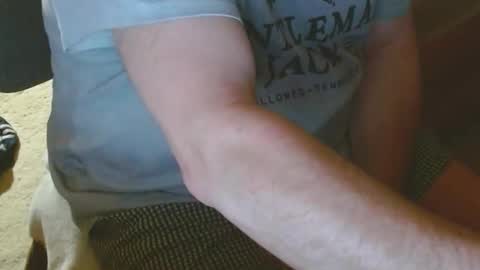 Snapshot of arnie12 chatting on October 2025 12:13:02 PM Arnie online show from October 2025 12:13:02 PM