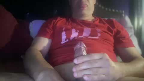 Snapshot of arnie774u chatting on October 2025 02:26:01 AM arnie774u online show from October 2025 02:26:01 AM