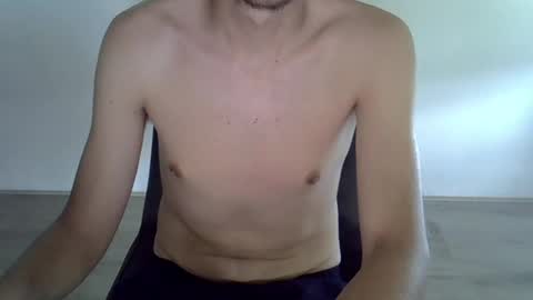 Snapshot of arnoanro chatting on June 2026 03:32:01 PM arnoanro online show from June 2026 03:32:01 PM
