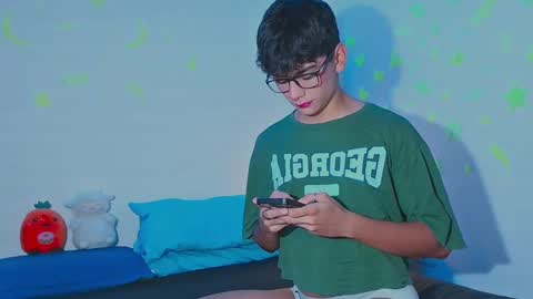 Arnold online show from December 2024 12:02:01 AM