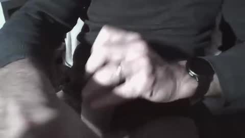 Snapshot of arnothebest chatting on April 2026 10:40:01 PM arnothebest online show from April 2026 10:40:01 PM