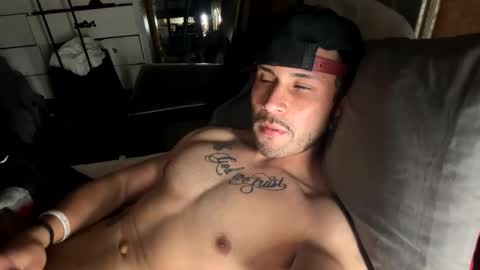 aroddriguezz2020 online show from November 2025 01:48:01 PM