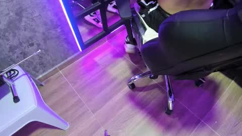 Arohom Lester online show from January 2026 04:55:01 PM