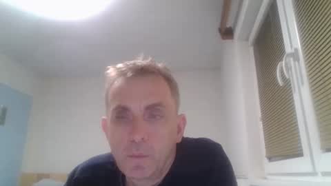 aromannn online show from November 2025 09:58:01 PM