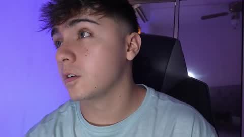 aron__cooper online show from October 2025 05:24:02 PM