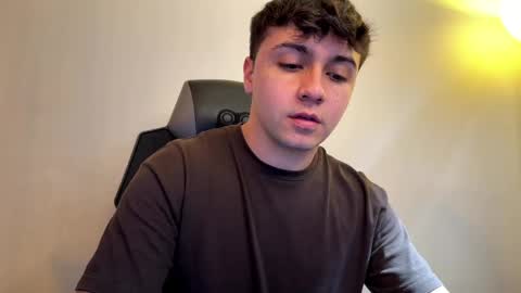 aron__cooper online show from April 2026 02:43:01 PM