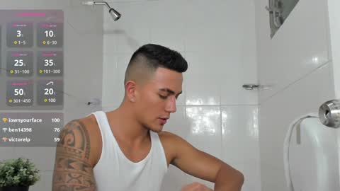 Snapshot of aron_bolt chatting on February 2025 08:02:02 AM ARON BOLT online show from February 2025 08:02:02 AM