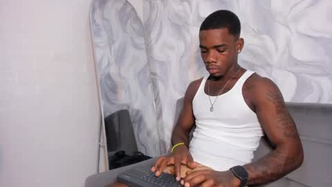 A R O N online show from April 2026 12:20:01 PM