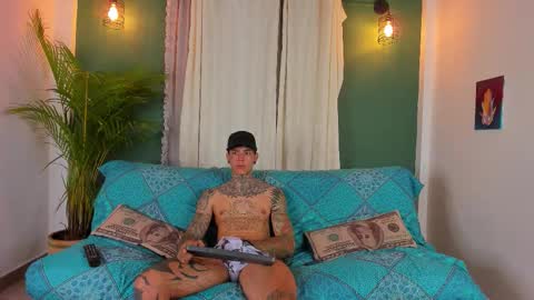 Snapshot of aron_ford chatting on March 2026 12:39:01 AM Aron ford online show from March 2026 12:39:01 AM