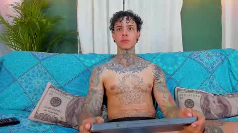 Snapshot of aron_ford chatting on April 2026 12:55:02 AM Aron ford online show from April 2026 12:55:02 AM