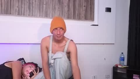 aron online show from December 2025 04:30:02 AM