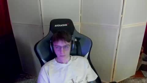 biggest penis  online show from March 2025 01:12:01 PM