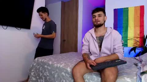Aron Santoro online show from June 2026 10:58:02 PM