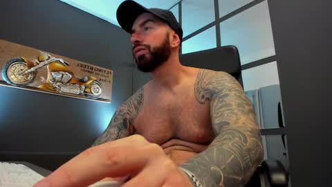 AronGrant online show from January 2025 09:28:01 AM