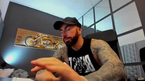 AronGrant online show from February 2025 11:54:01 AM