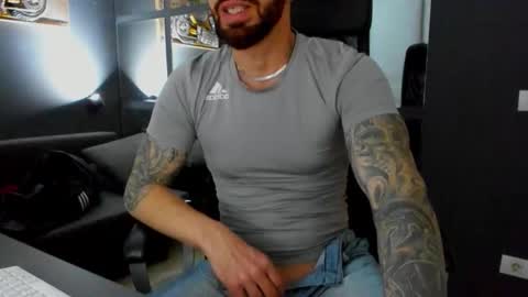 AronGrant online show from February 2026 10:42:02 AM