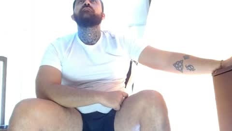 aronmiller online show from April 2026 06:50:01 PM