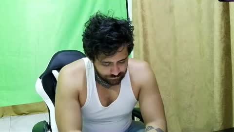 Snapshot of aronmiller404 chatting on July 2026 03:22:02 AM aronmiller online show from July 2026 03:22:02 AM
