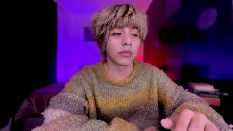 Aaron  online show from May 2026 03:14:02 AM