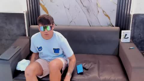 Snapshot of aroon_sexx21 chatting on April 2026 04:57:02 AM Aroon online show from April 2026 04:57:02 AM