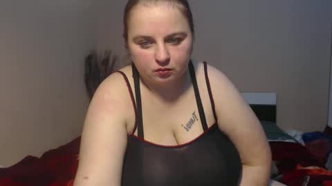 Snapshot of arriana98 chatting on December 2025 06:49:01 PM Arriana online show from December 2025 06:49:01 PM