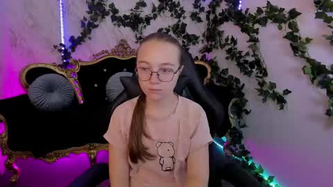 arrinawair online show from September 2025 07:12:01 AM