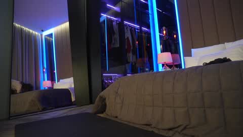 Adele online show from December 2024 09:13:02 AM