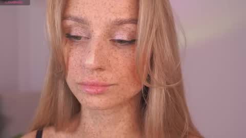 Snapshot of artease chatting on March 2025 08:34:01 AM Arti  Next Streams -  online show from March 2025 08:34:01 AM