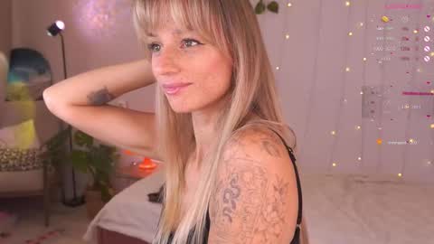 Snapshot of artease chatting on September 2025 04:34:02 AM Arti  Next Streams -  online show from September 2025 04:34:02 AM