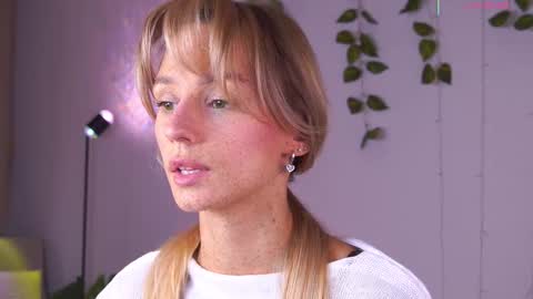 Snapshot of artease chatting on October 2025 07:39:02 AM Arti  Next Streams -  online show from October 2025 07:39:02 AM