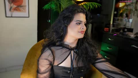 Chloe  online show from December 2024 02:42:01 AM