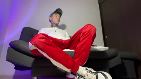   online show from March 2025 10:16:02 AM