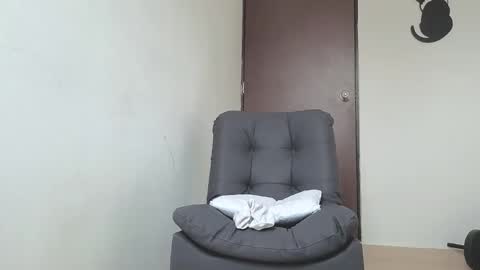   online show from November 2025 12:38:01 PM