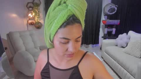 Snapshot of artemis_020 chatting on March 2026 02:49:02 AM FENIX online show from March 2026 02:49:02 AM