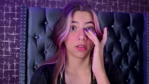 artemisablake online show from October 2025 05:35:02 PM