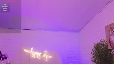 artemiss_tay online show from November 2025 07:07:02 PM