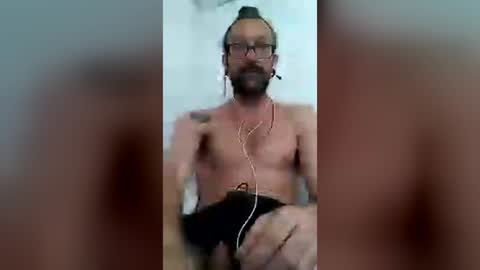 Snapshot of artisanmixbeverage chatting on July 2026 04:53:02 PM artisanmixbeverage online show from July 2026 04:53:02 PM