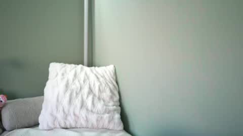 Ms Paradise online show from December 2024 09:00:02 PM