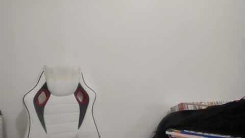 MIA online show from September 2025 08:54:01 PM